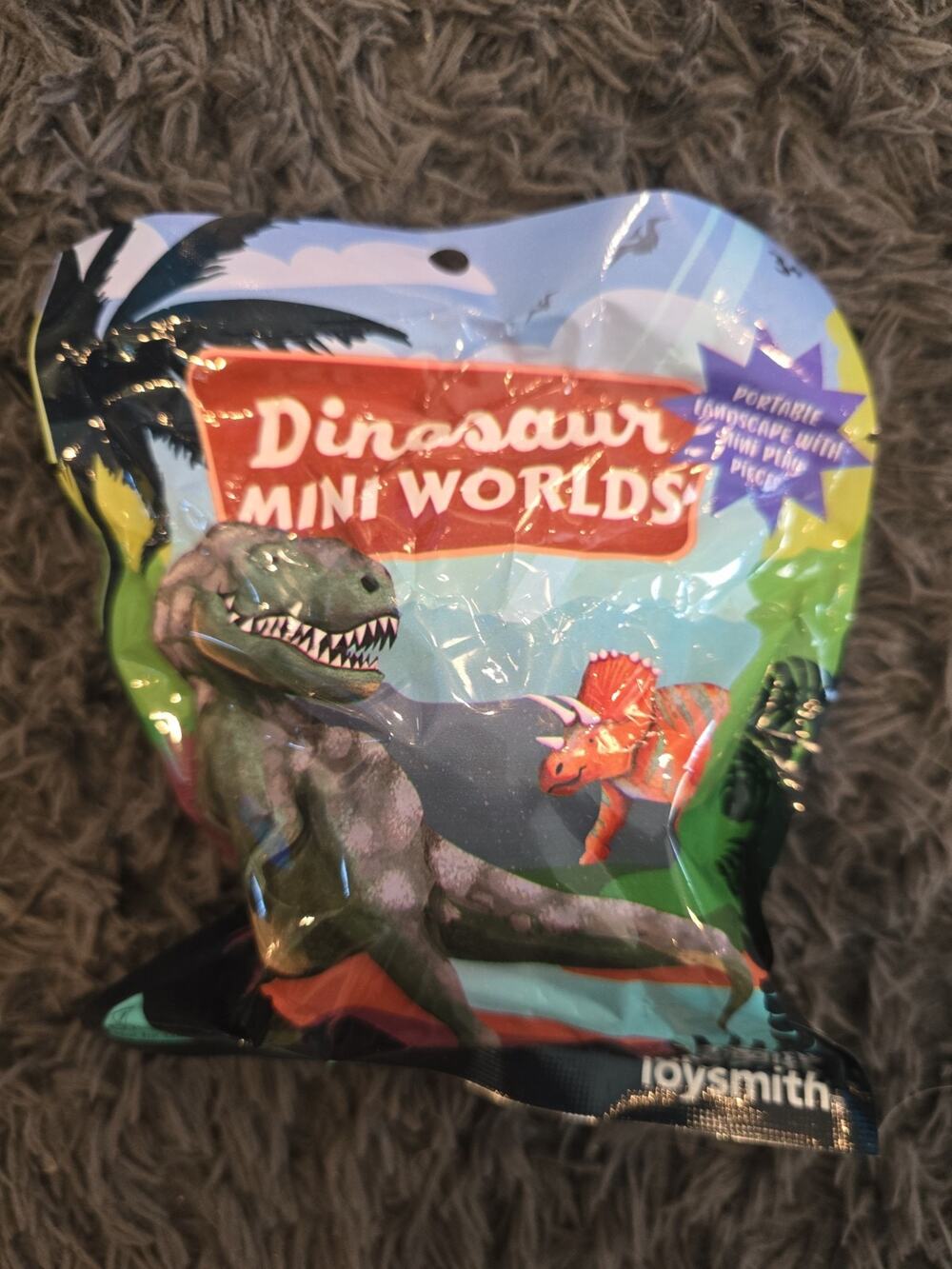 Dinosaur Mini Worlds Portable Landscape with mini play pieces Dinosaur Toysmith
